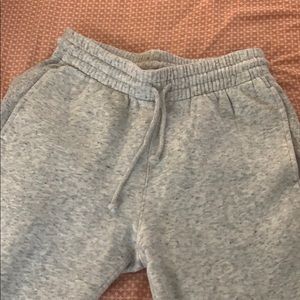 aritizia tna joggers